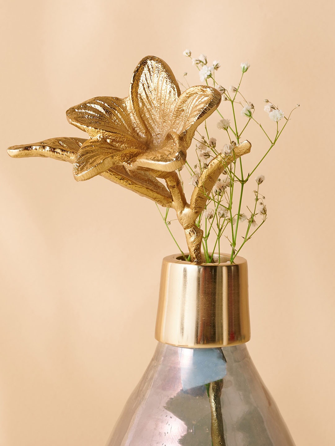 

Home Centre Hoovu GOld-Toned Aluminium Artificial Flowers