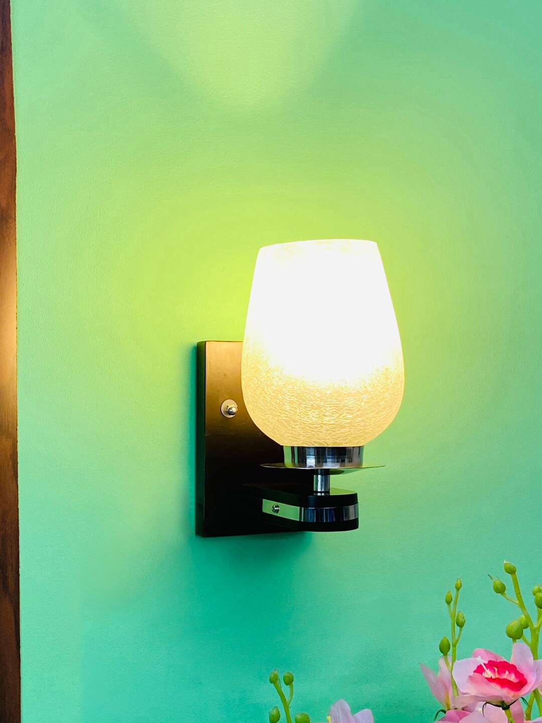 

foziq White Textured Glass Wall Lamps