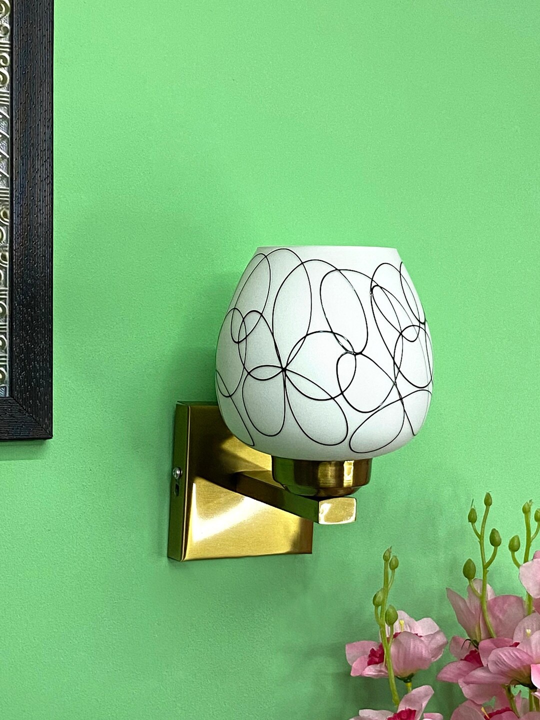 

foziq White Printed Glass Wall Lamp