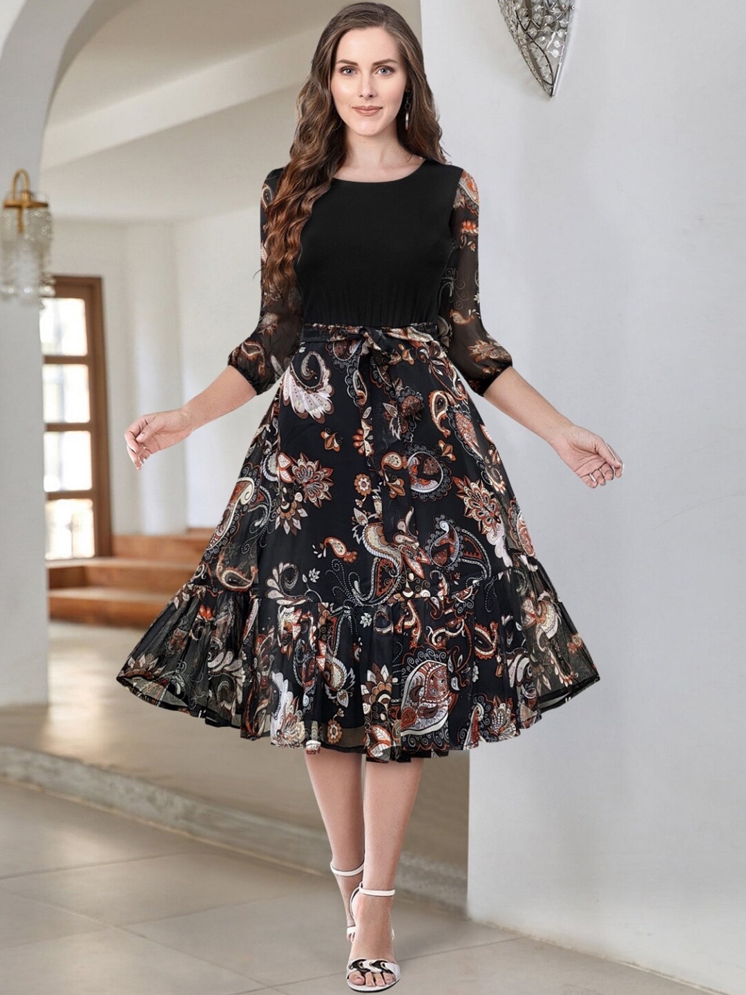 

KERI PERRY Paisley Printed Round Neck Cuffed Sleeve Gathered Tiered Fit & Flare Midi Dress, Black