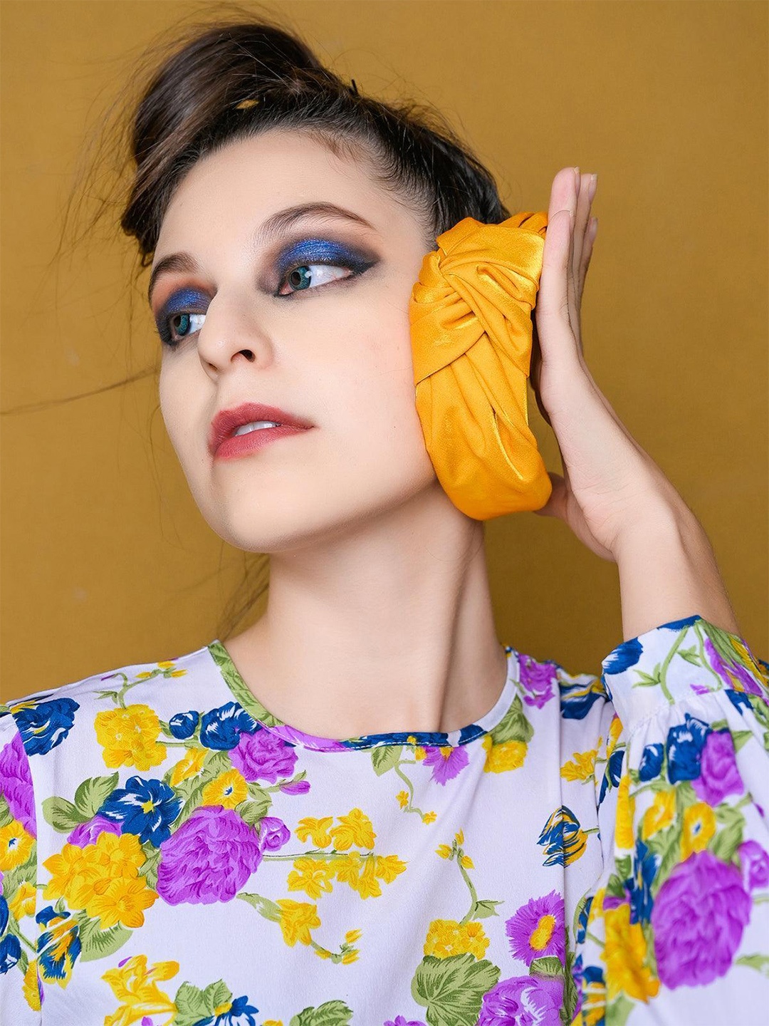 

ODETTE Wrinkled & knotted Fabric Hairband, Yellow