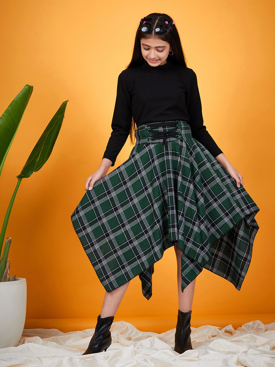 

pspeaches Girls Top with Checked Asymmetric Skirt, Green