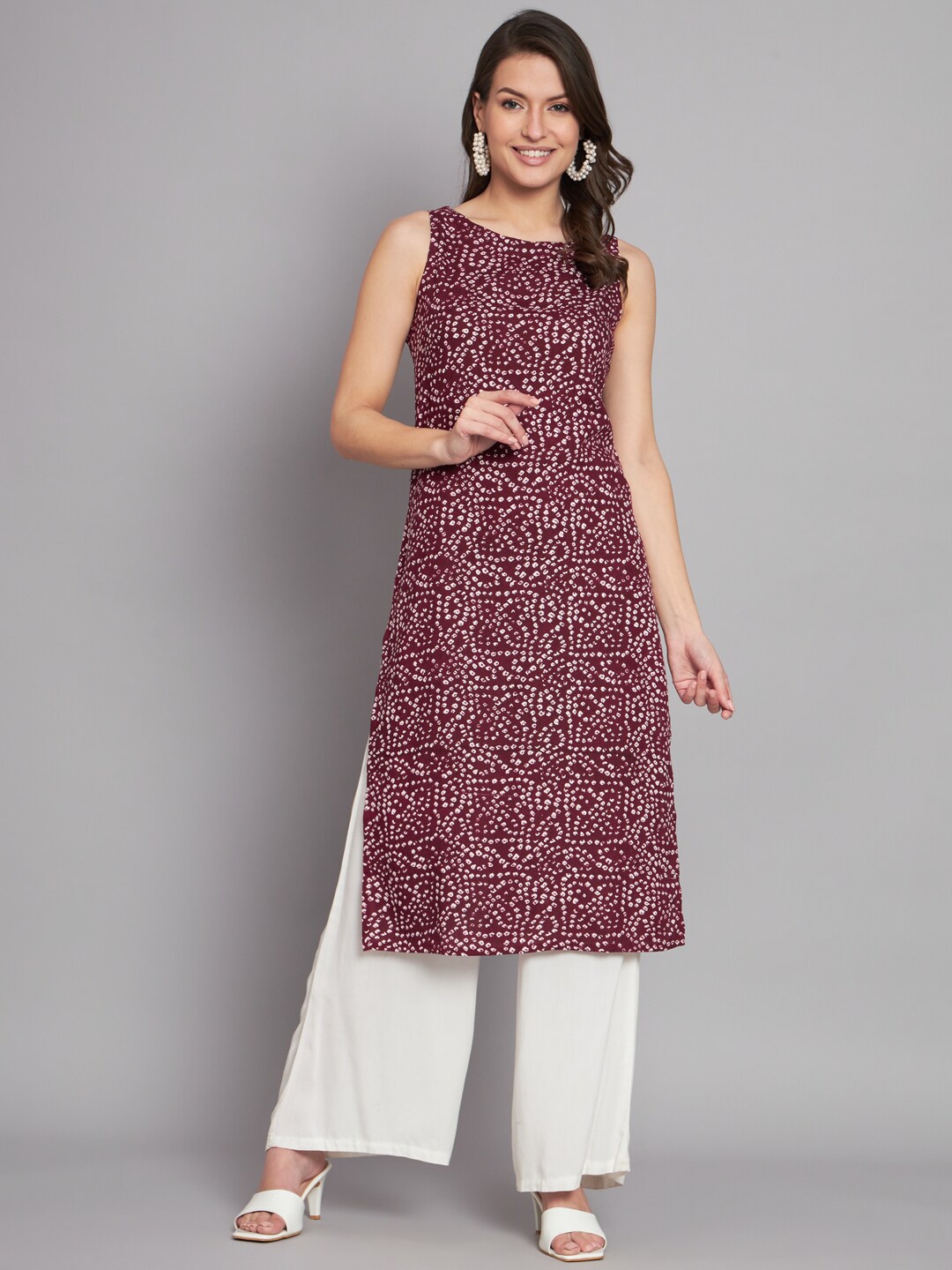 

Vastralay Geometric Printed Straight Kurta, Purple