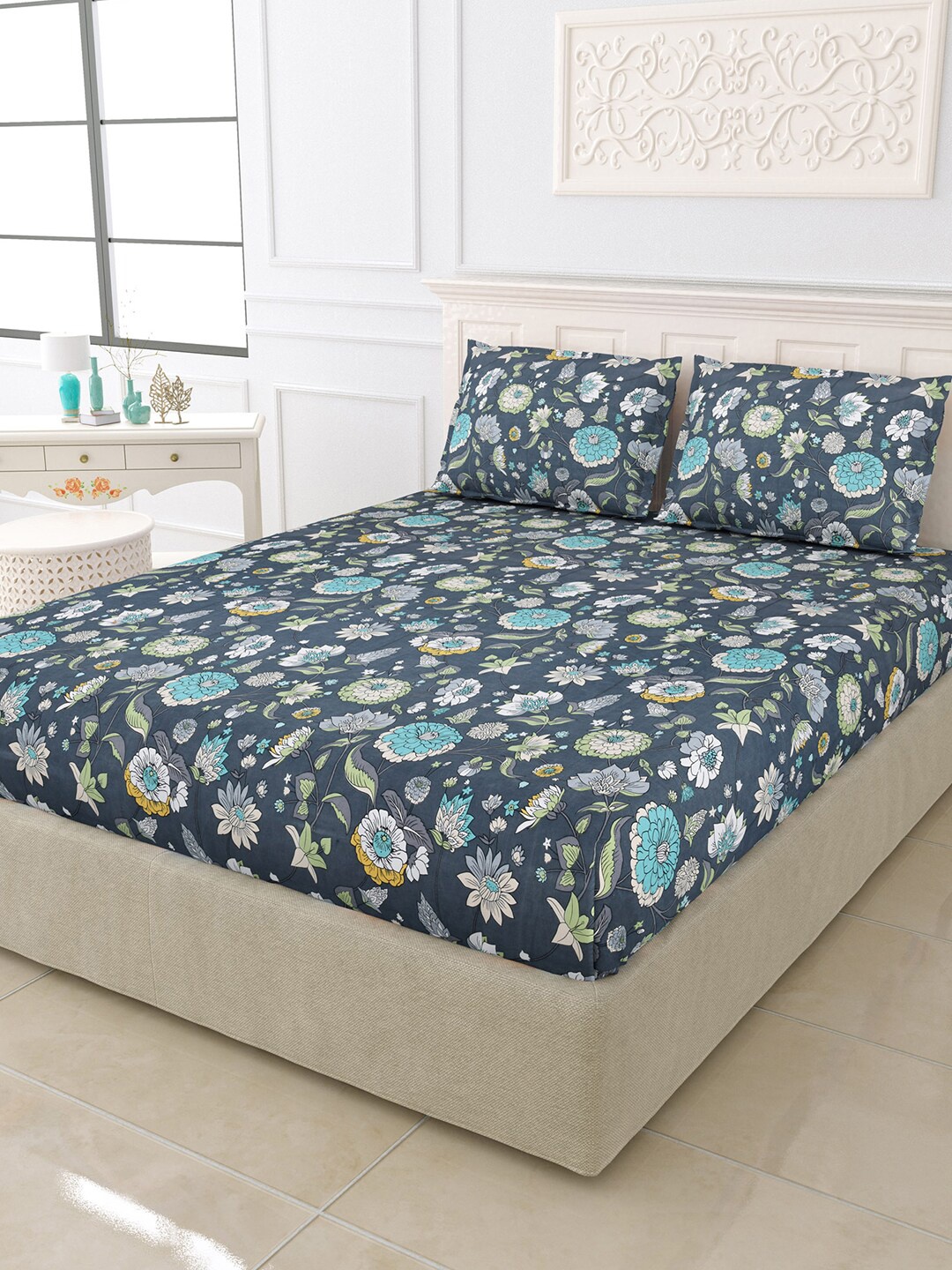 

JAIPUR FABRIC Grey & Blue Floral Cotton 250 TC King Bedsheet With 2 Pillow Covers