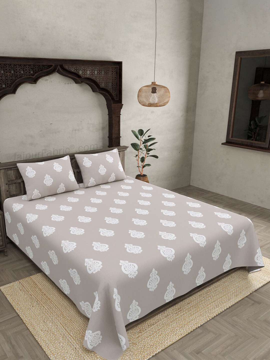 

JAIPUR FABRIC Grey & White Ethnic Motifs Cotton 250 TC King Bedsheet With 2 Pillow Covers