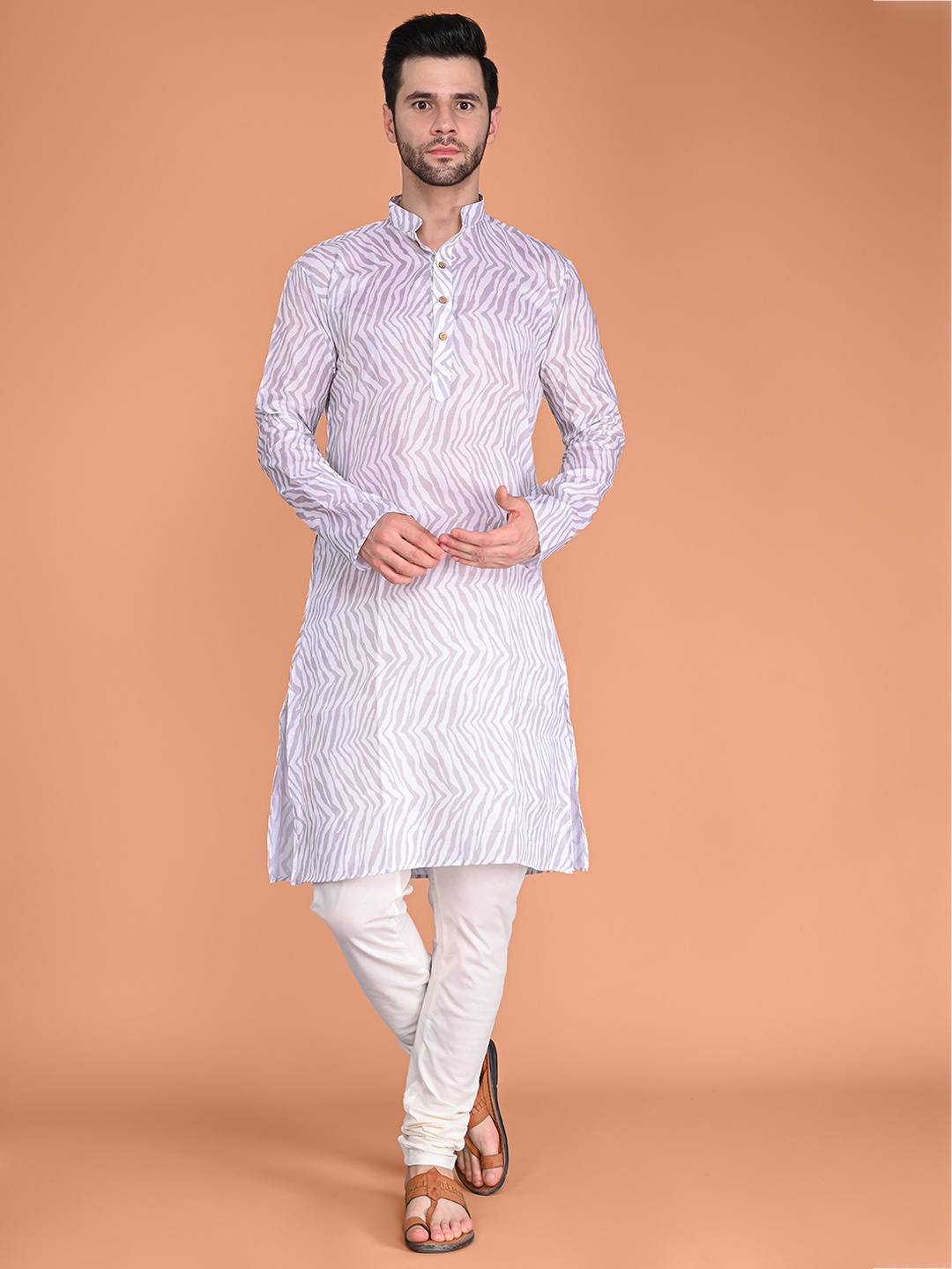 

VESHAM Abstract Printed Mandarin Collar Kurta With Churidar, Grey