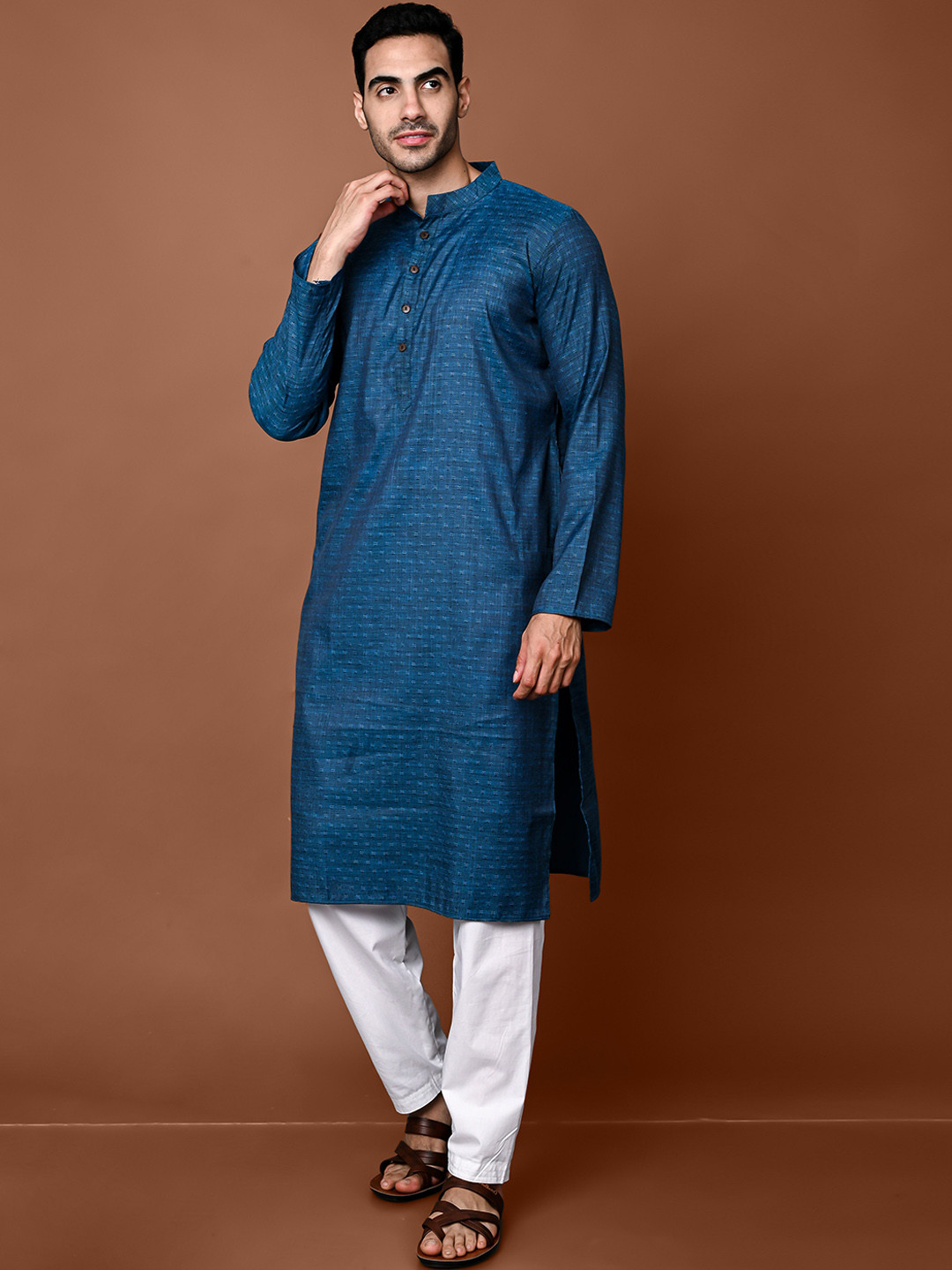 

VESHAM Ethnic Motifs Printed Regular Kurta With Pyjamas, Green