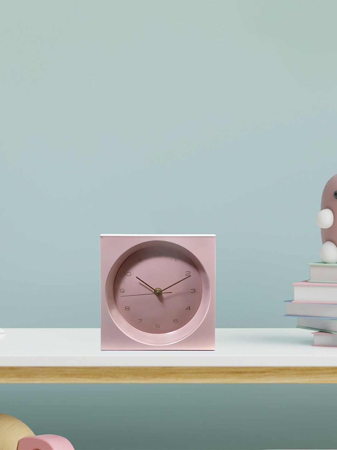 

Home Centre Pacific Ambrose Pink & Black Contemporary Analogue Wall Clock