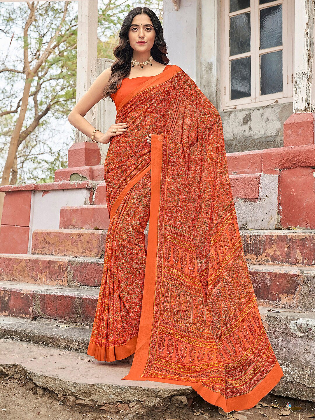 

KALINI Paisley Printed Poly Chiffon Dabu Saree, Orange