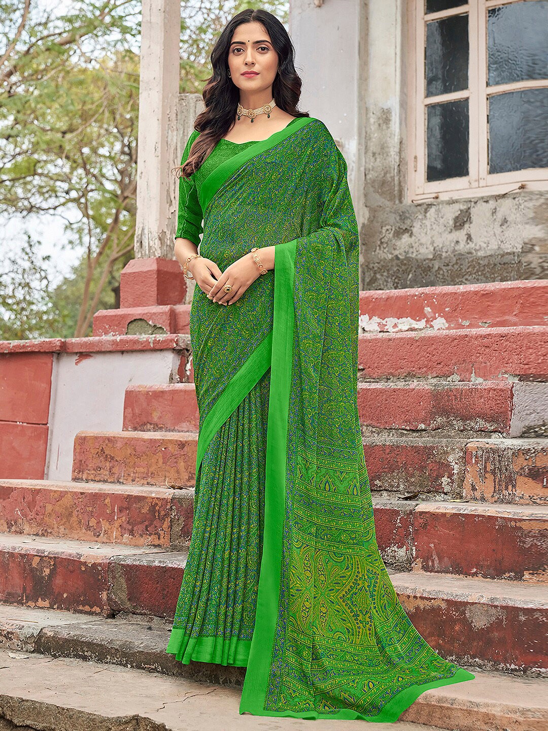 

KALINI Paisley Printed Poly Chiffon Dabu Saree, Green