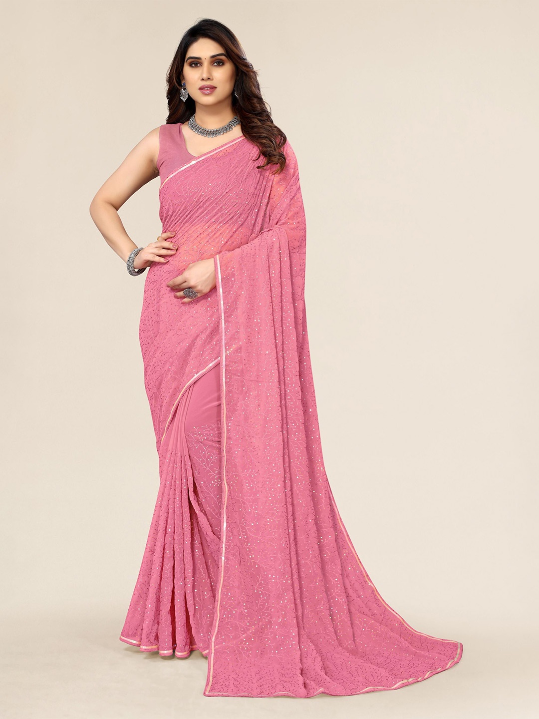 

VAIRAGEE Embellished Sequinned Saree, Pink