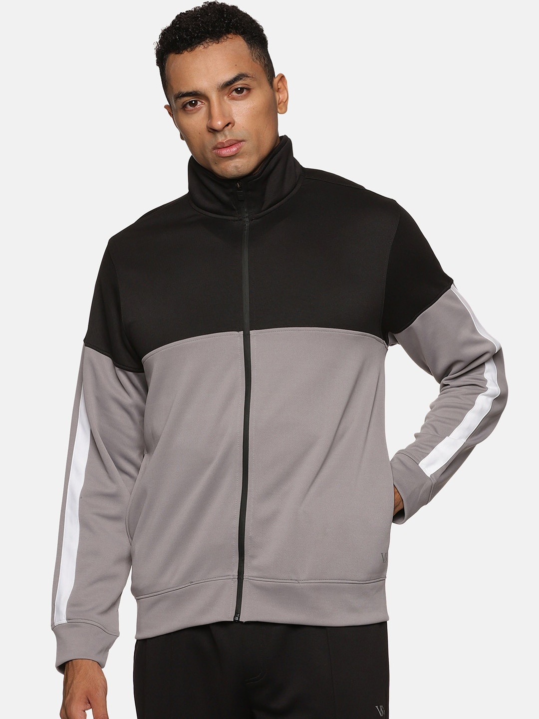 

VS by Sehwag Colourblocked Reversible Antimicrobial Sporty Jacket, Grey