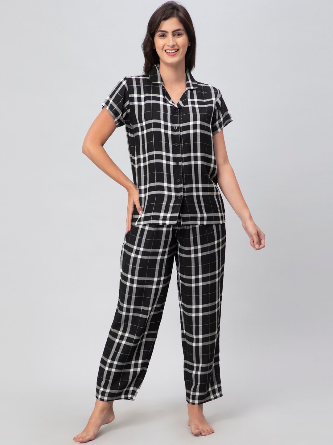 

DEBONATELLA Checked Pure Cotton Night suit, Black