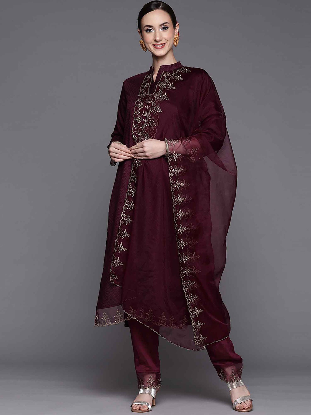 

Happy Design Ethnic Motifs Yoke Design Sequinned Kurta With Trousers & Dupatta, Burgundy