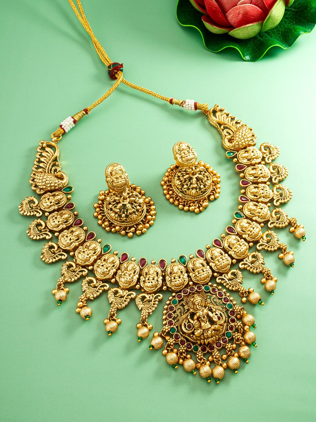 

aadita Gold-Plated Stone-Studded & Beaded Jewellery Set