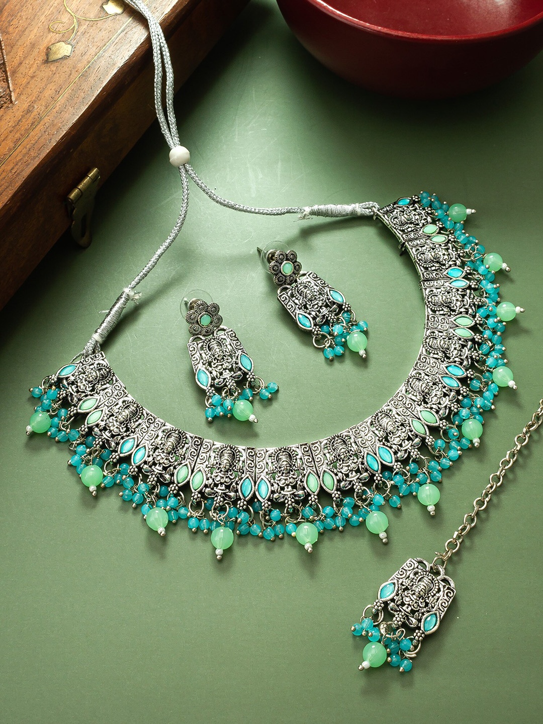 

Aadita Silver-Plated Stone-Studded & Beaded Jewellery Set