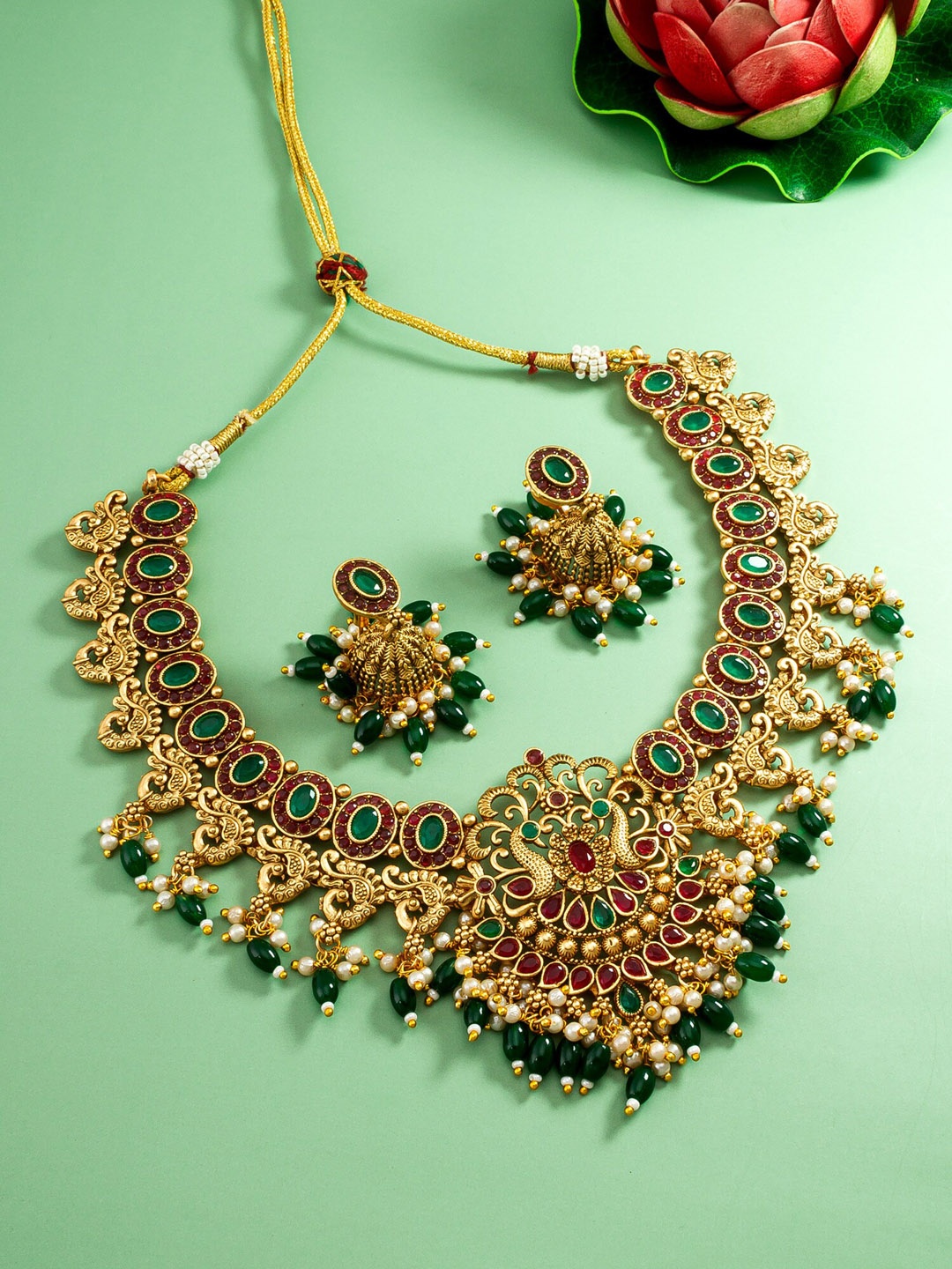 

aadita Gold-Plated Stone-Studded Jewellery Set