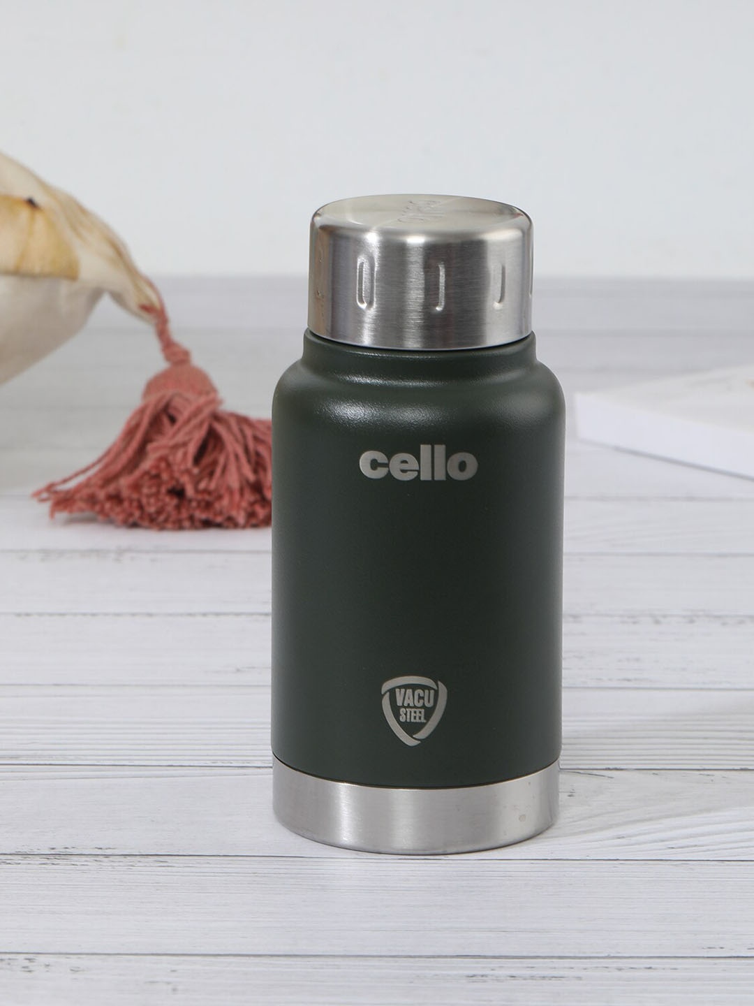 

Cello Duro Top Green Printed Stainless Steel Water Bottle - 180 ML