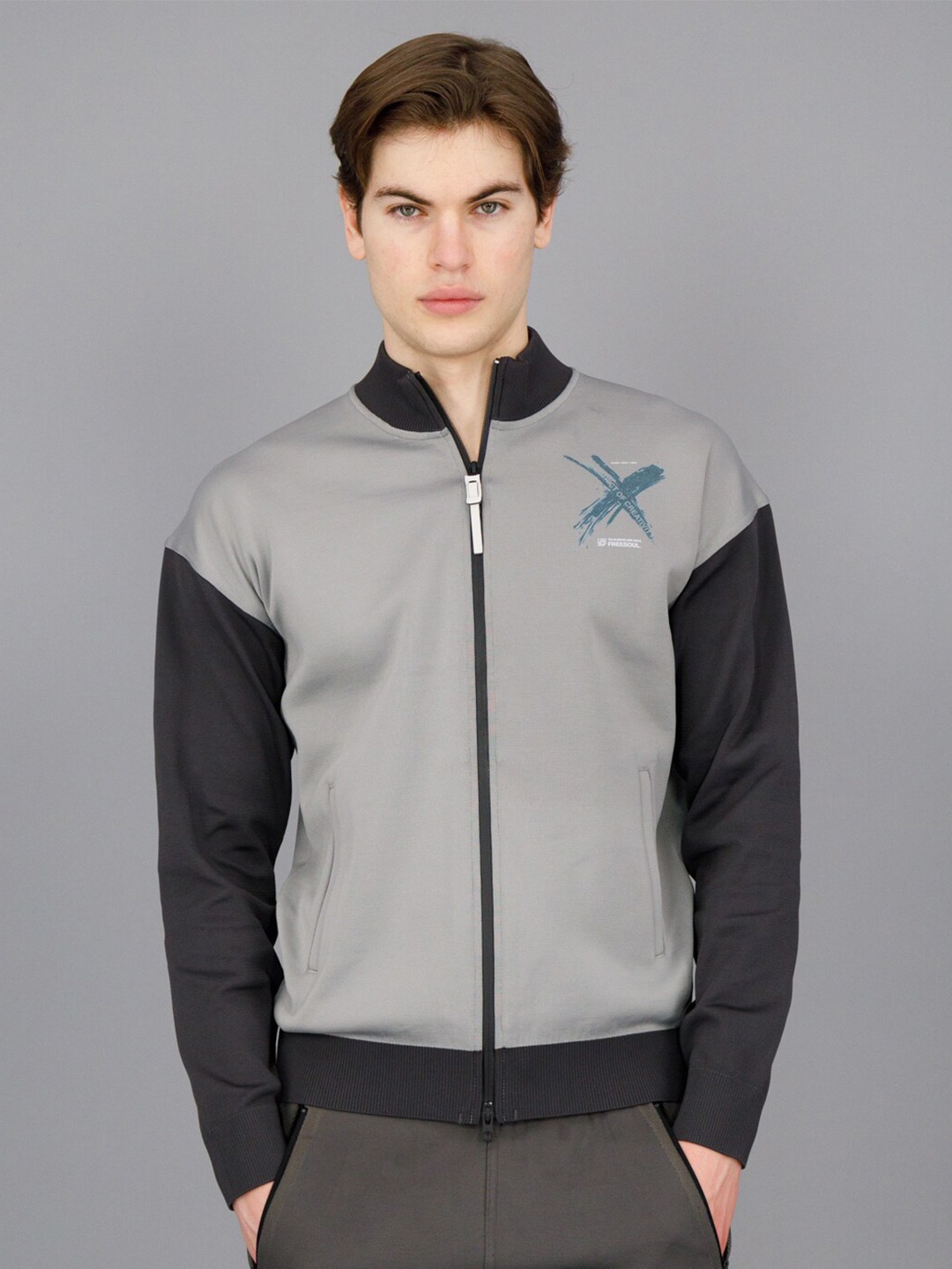 

FREESOUL Colourblocked Mock Collar Front-Open Sweatshirt, Grey