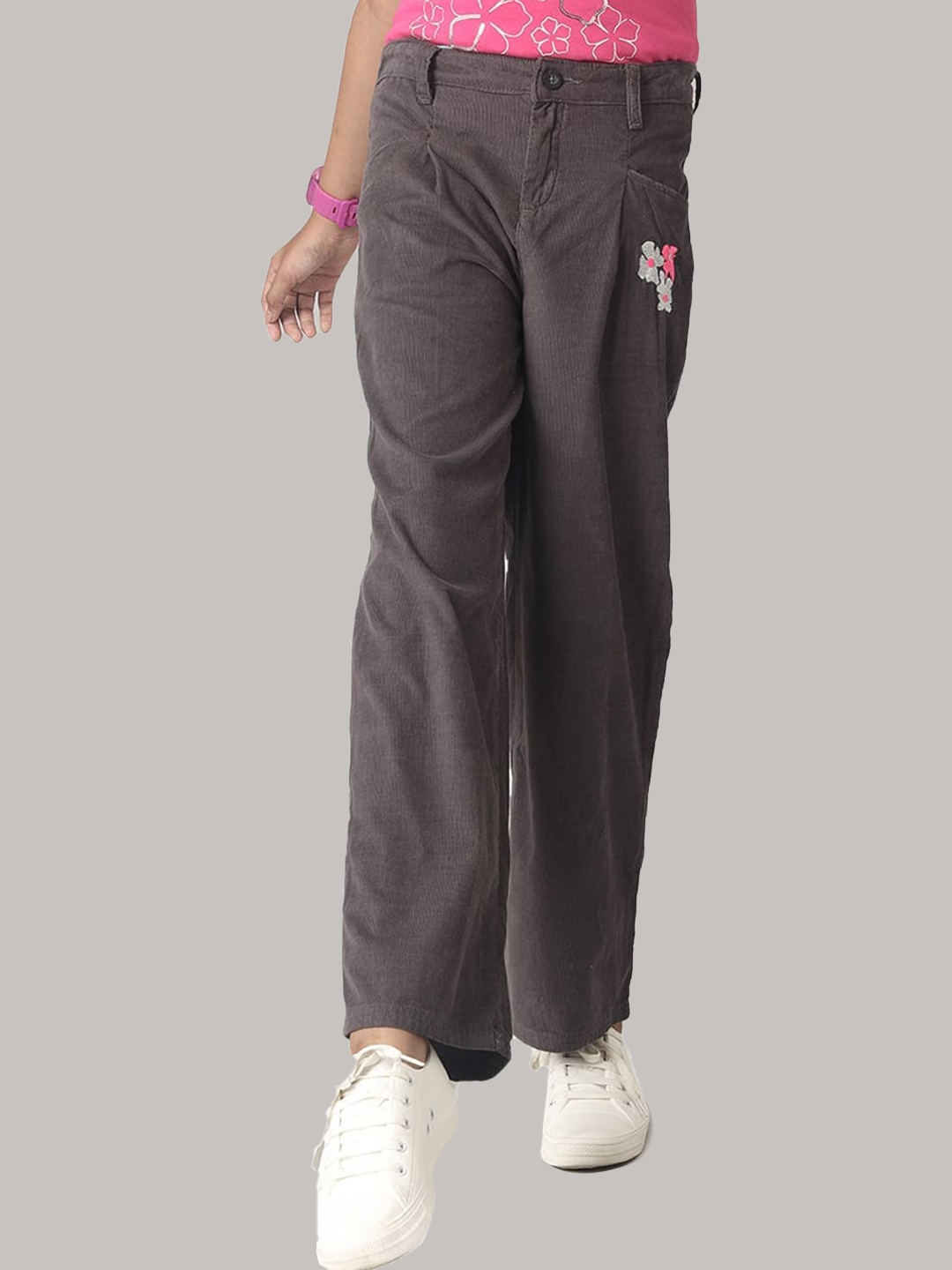 

UNDER FOURTEEN ONLY Girls Grey Relaxed Pleated Cotton Trousers