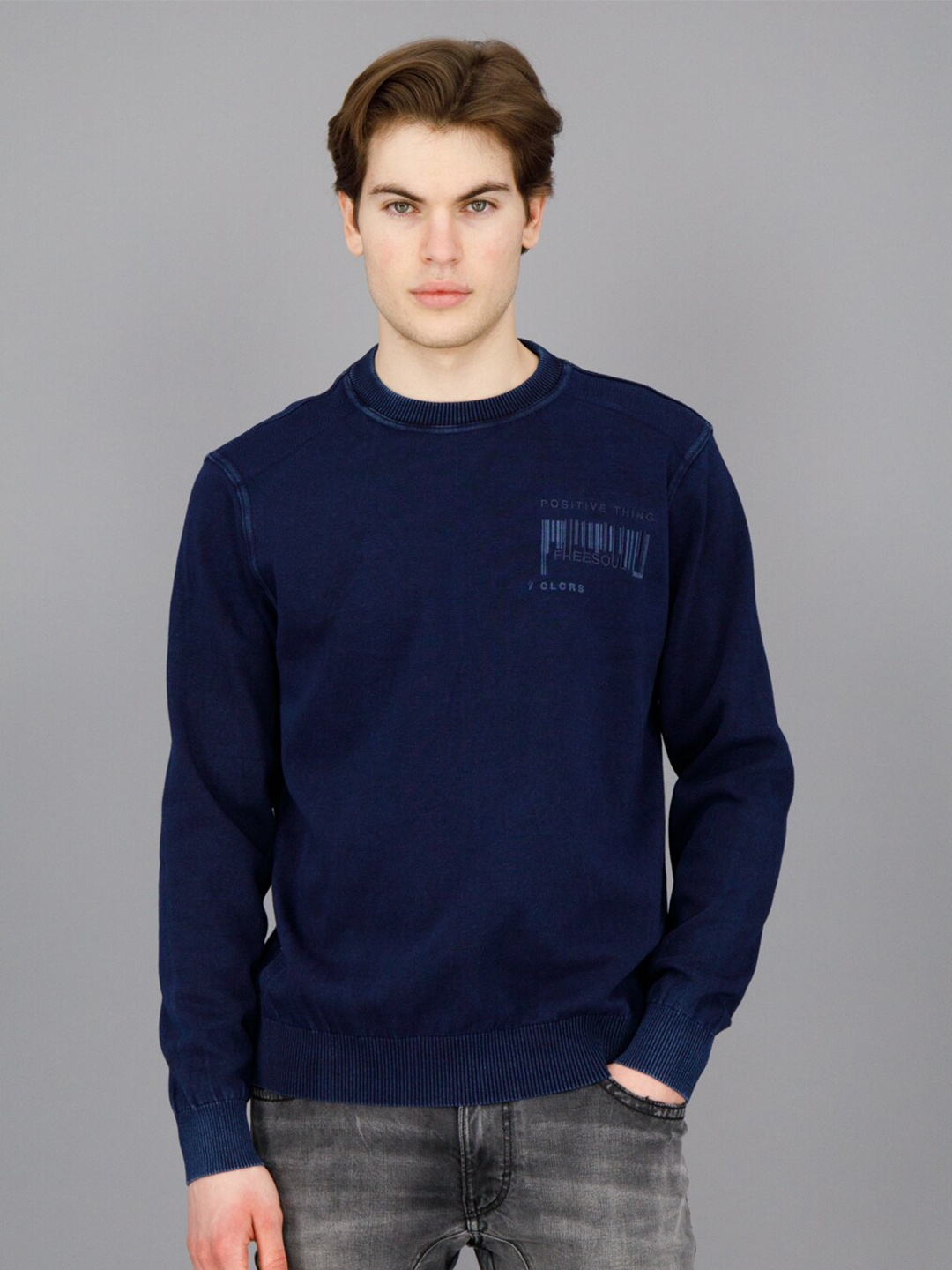 

FREESOUL Round Neck Long Sleeve Sweatshirt, Blue