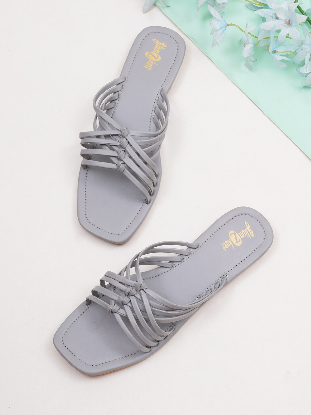 

GLAMZKART Strappy Open Toe Flats, Grey