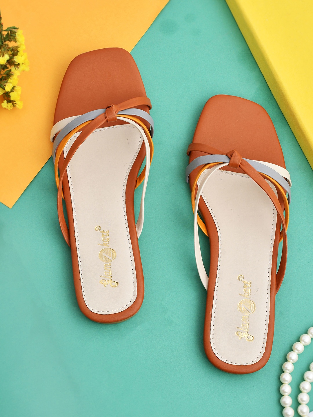 

GLAMZKART Strappy Open Toe Flats, Tan