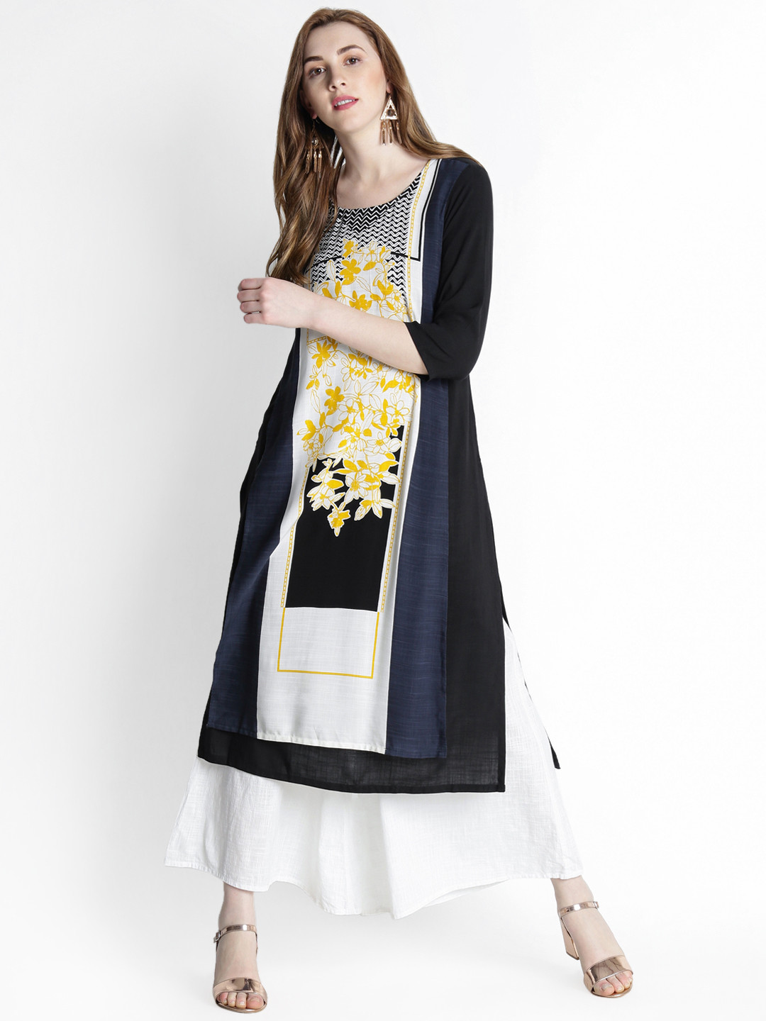 

RANGMANCH BY PANTALOONS Women Black Printed Straight Kurta