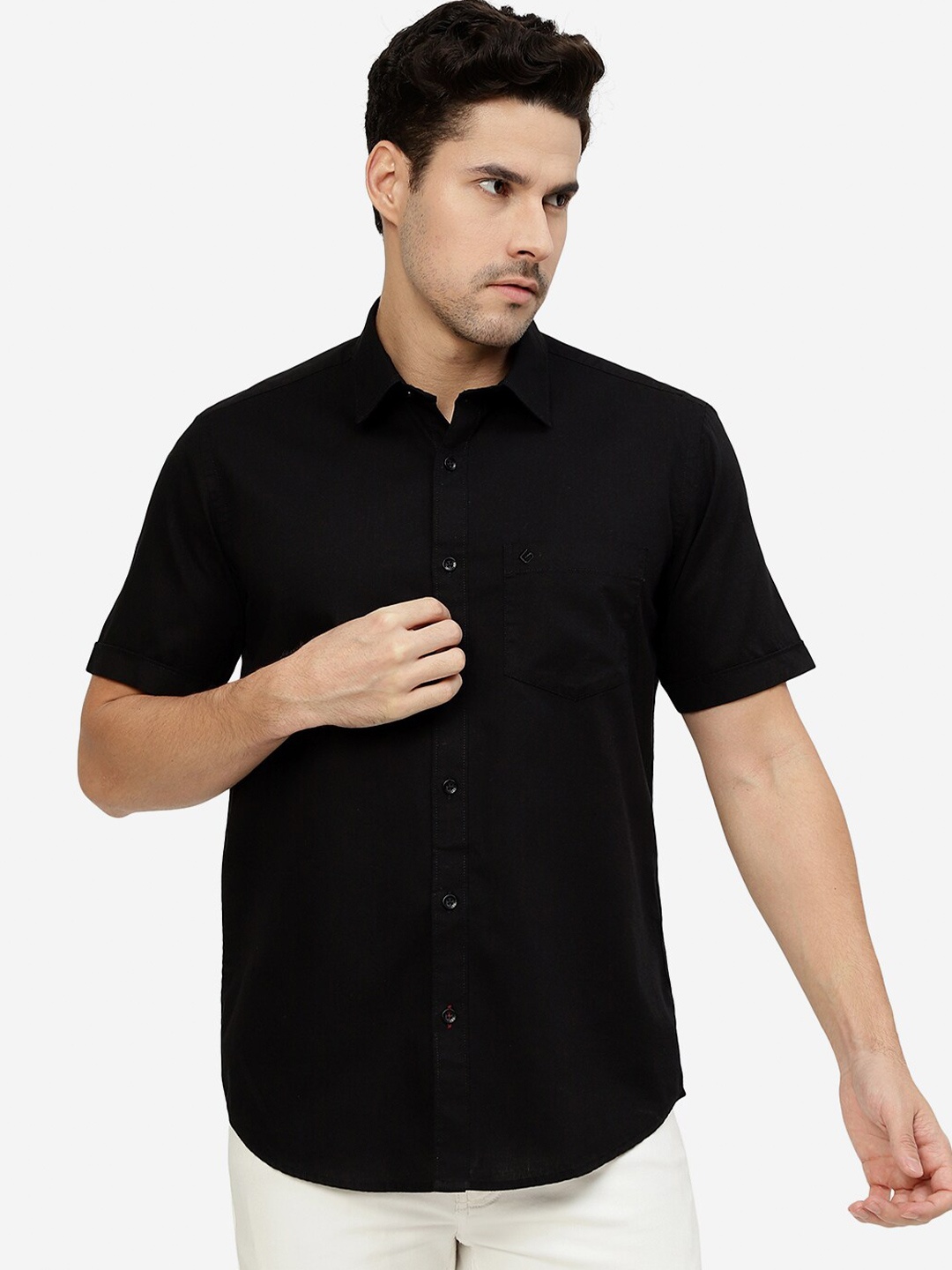 

Greenfibre Spread Collar Short Sleeves Casual Cotton Shirt, Black