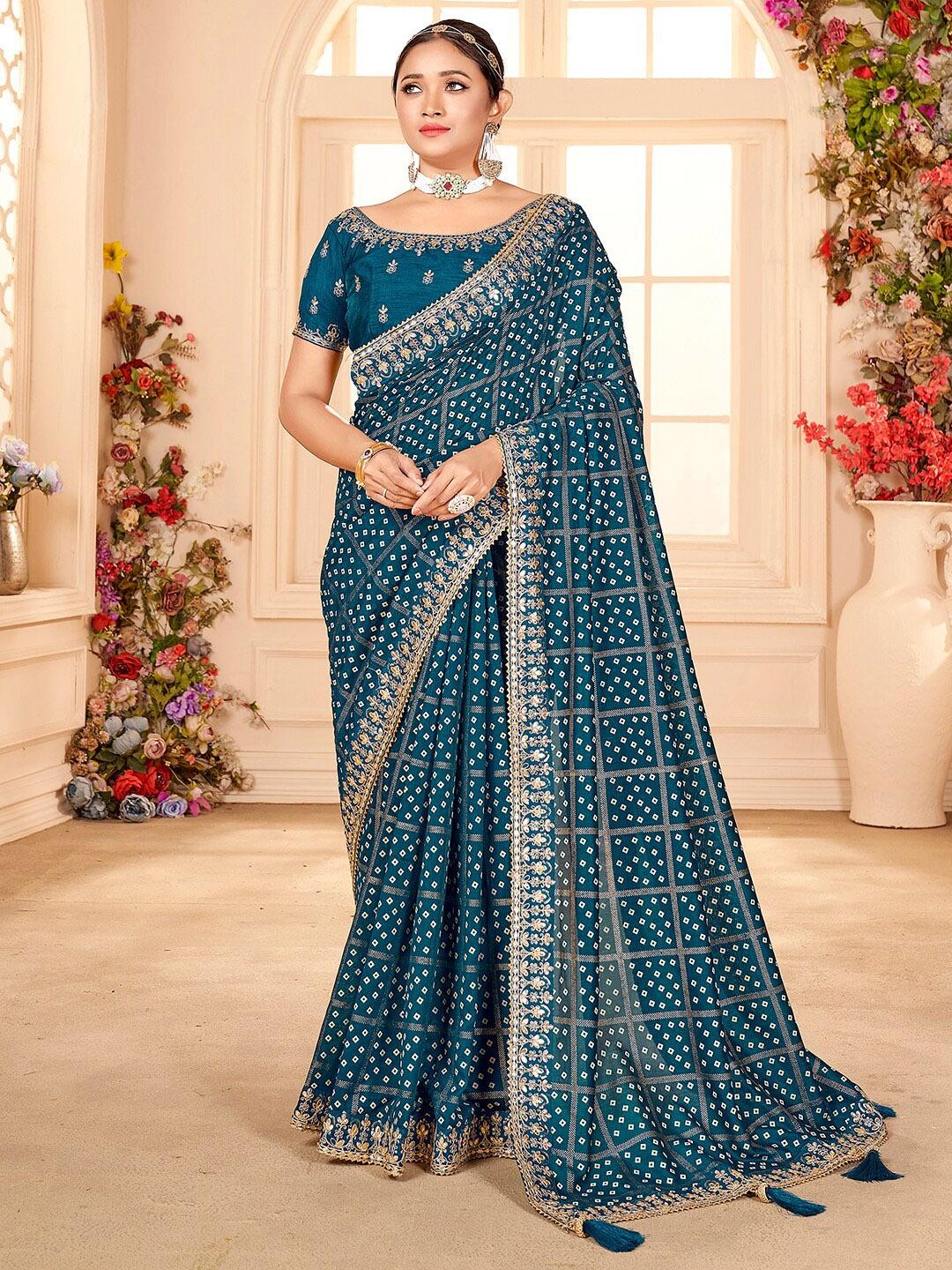 

Mitera Bandhani Printed Embroidered Zari Saree, Blue