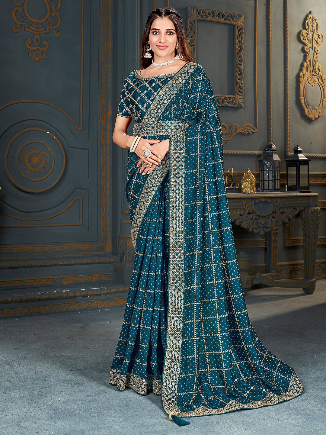 

Mitera Bandhani Printed Embroidered Zari Saree, Teal