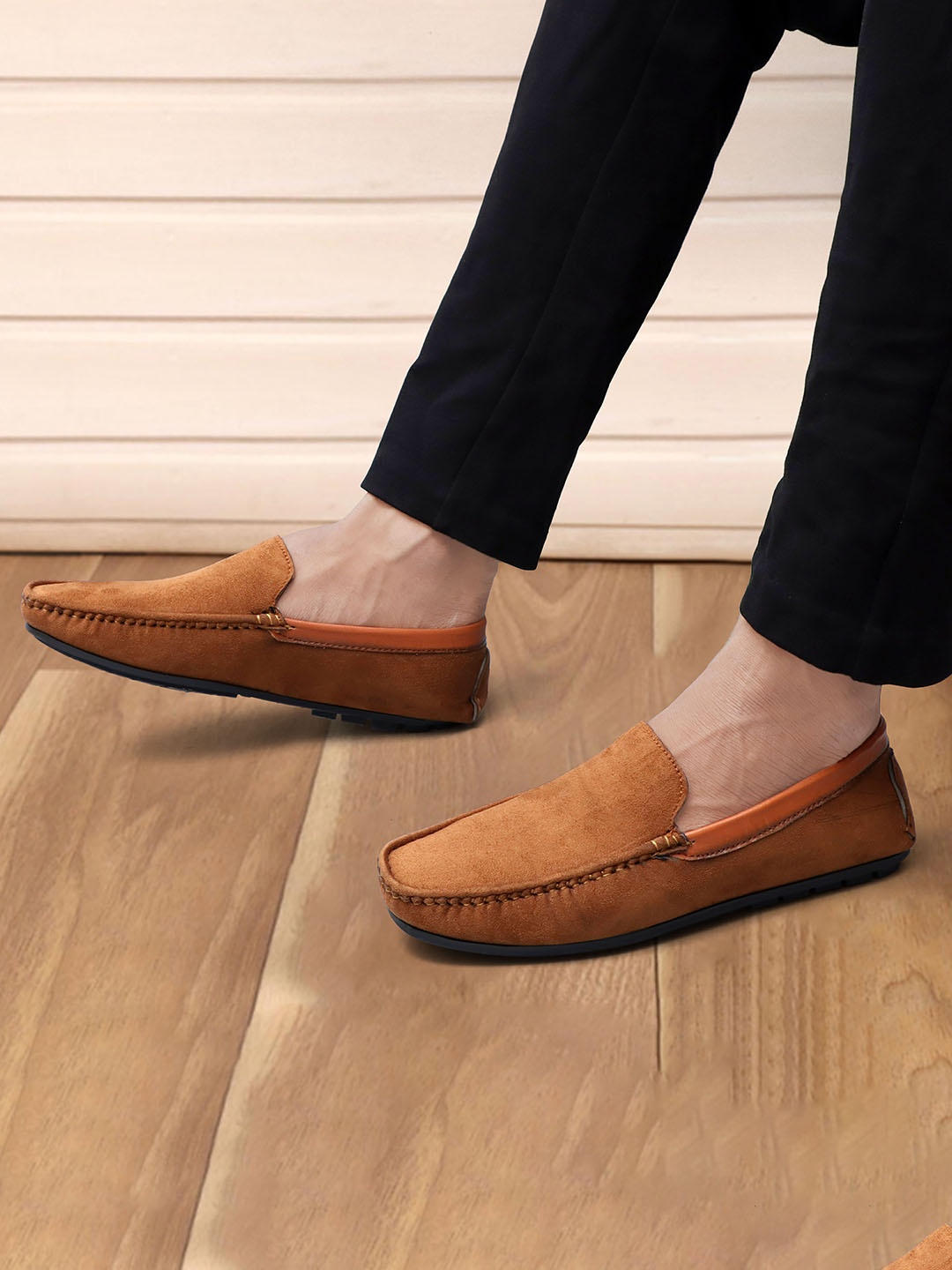 

Valin Fox Men Lightweight Comfort Insole Penny Loafers, Tan