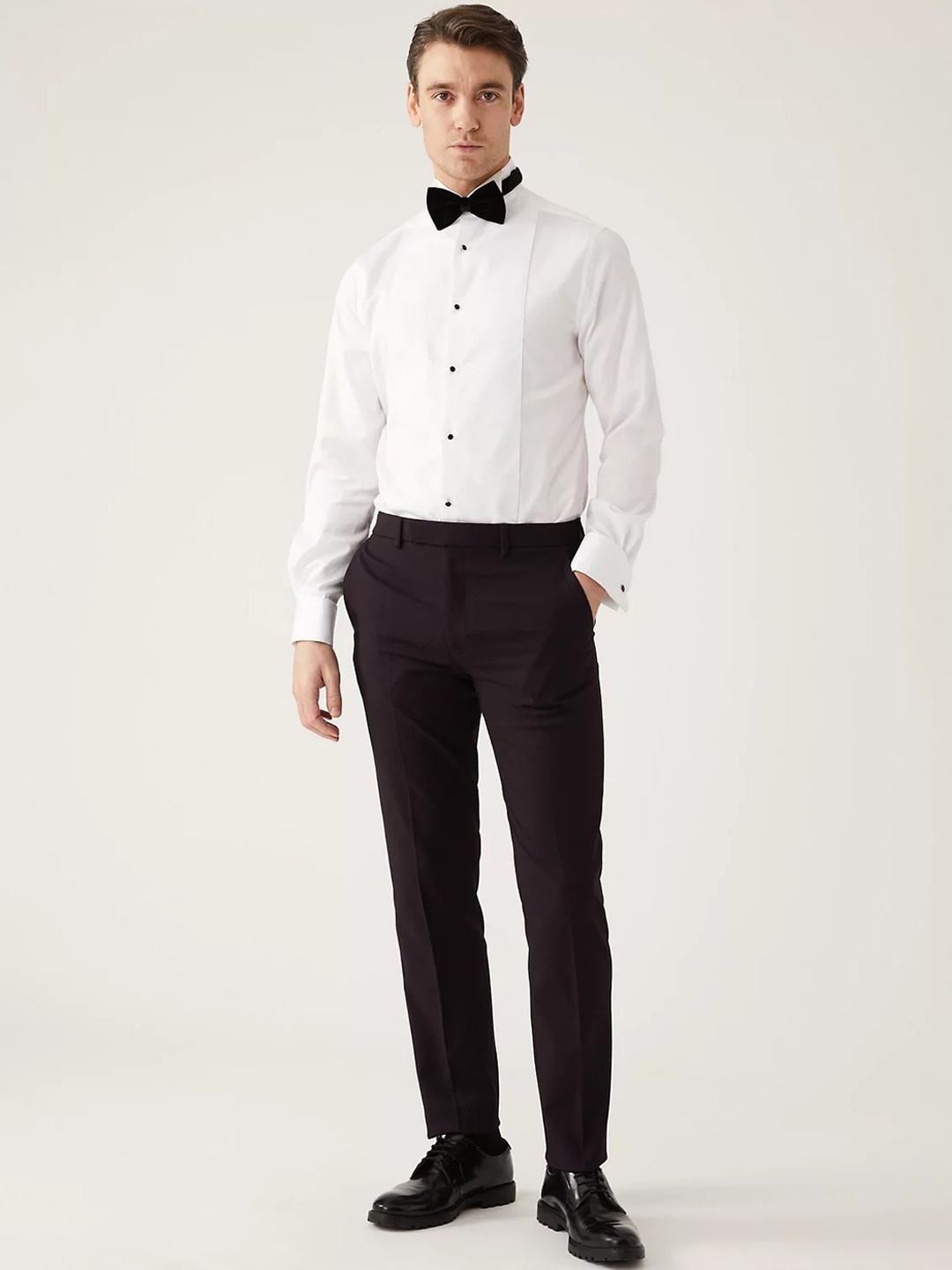 

Marks & Spencer Men Slim Fit Formal Trousers, Burgundy