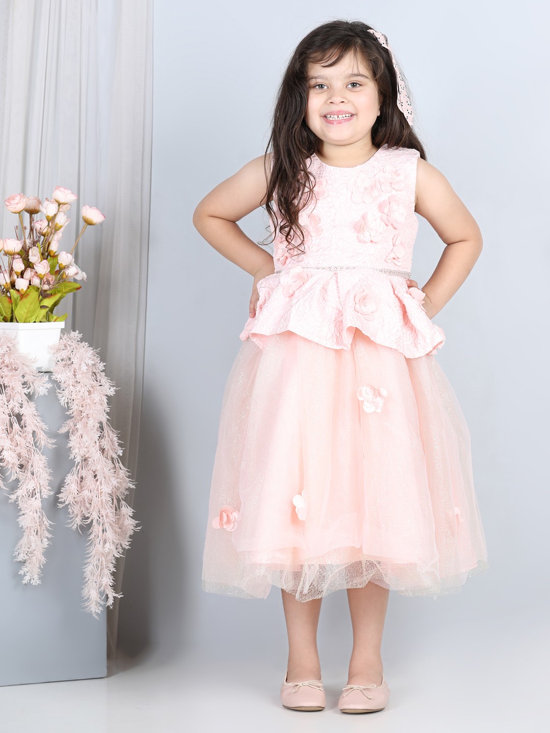 

WhiteHenz CLOTHING Girls Self Design Tie-Up Floral Applique Net Fit & Flare Midi Dress, Pink