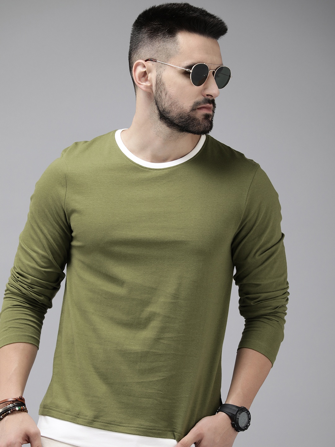 

Roadster Men Solid Pure Cotton T-shirt, Olive