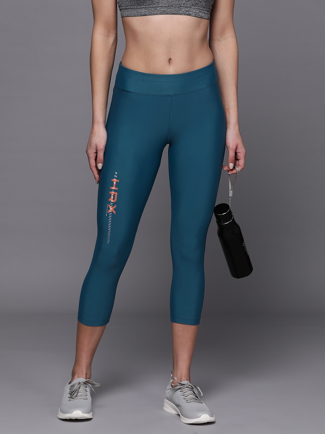 

HRX by Hrithik Roshan Women 3/4th Length Rapid-Dry Training Tights, Teal