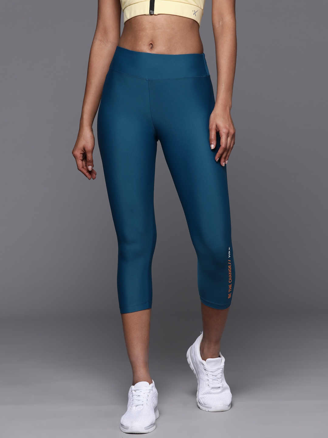 

HRX by Hrithik Roshan Women Rapid-Dry 3/4th Length Training Tights, Teal