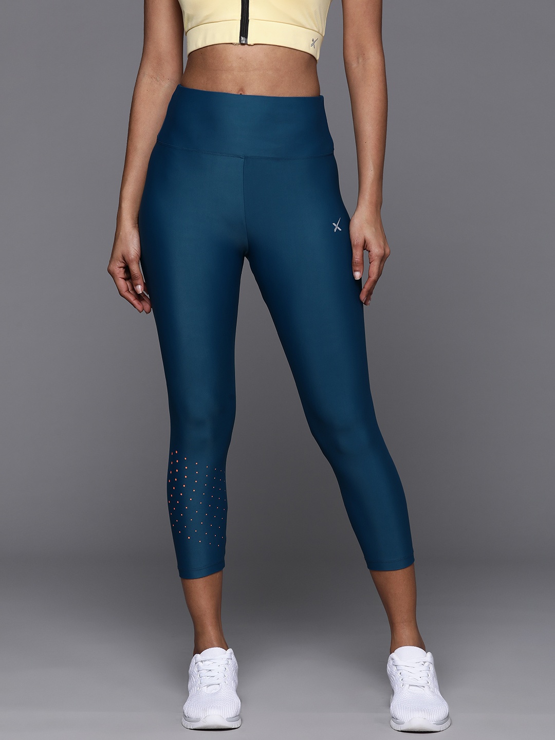 

HRX by Hrithik Roshan Women Rapid-Dry 3/4th Length Training Tights, Teal