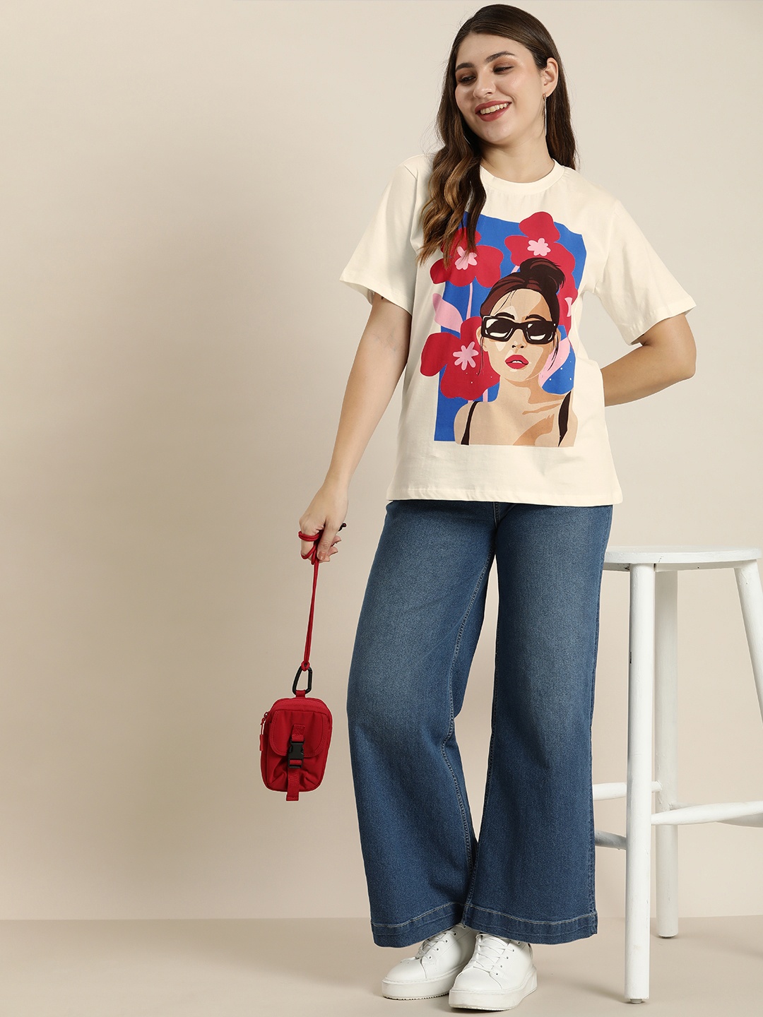 

HERE&NOW Women Graphic Printed T-shirt, Off white