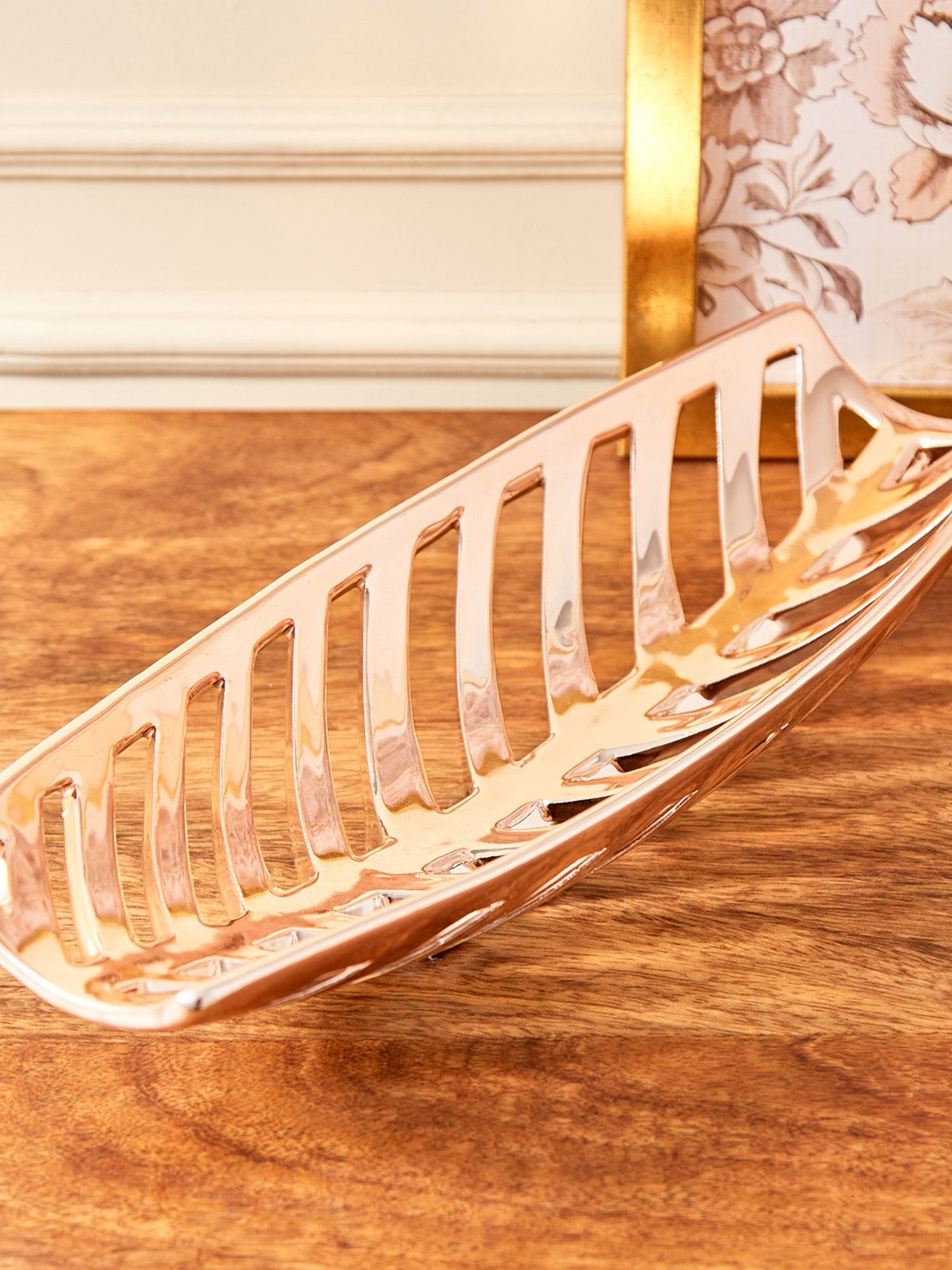 

Home Centre Gold-Toned Chevron Stoneware Cutwork Platter