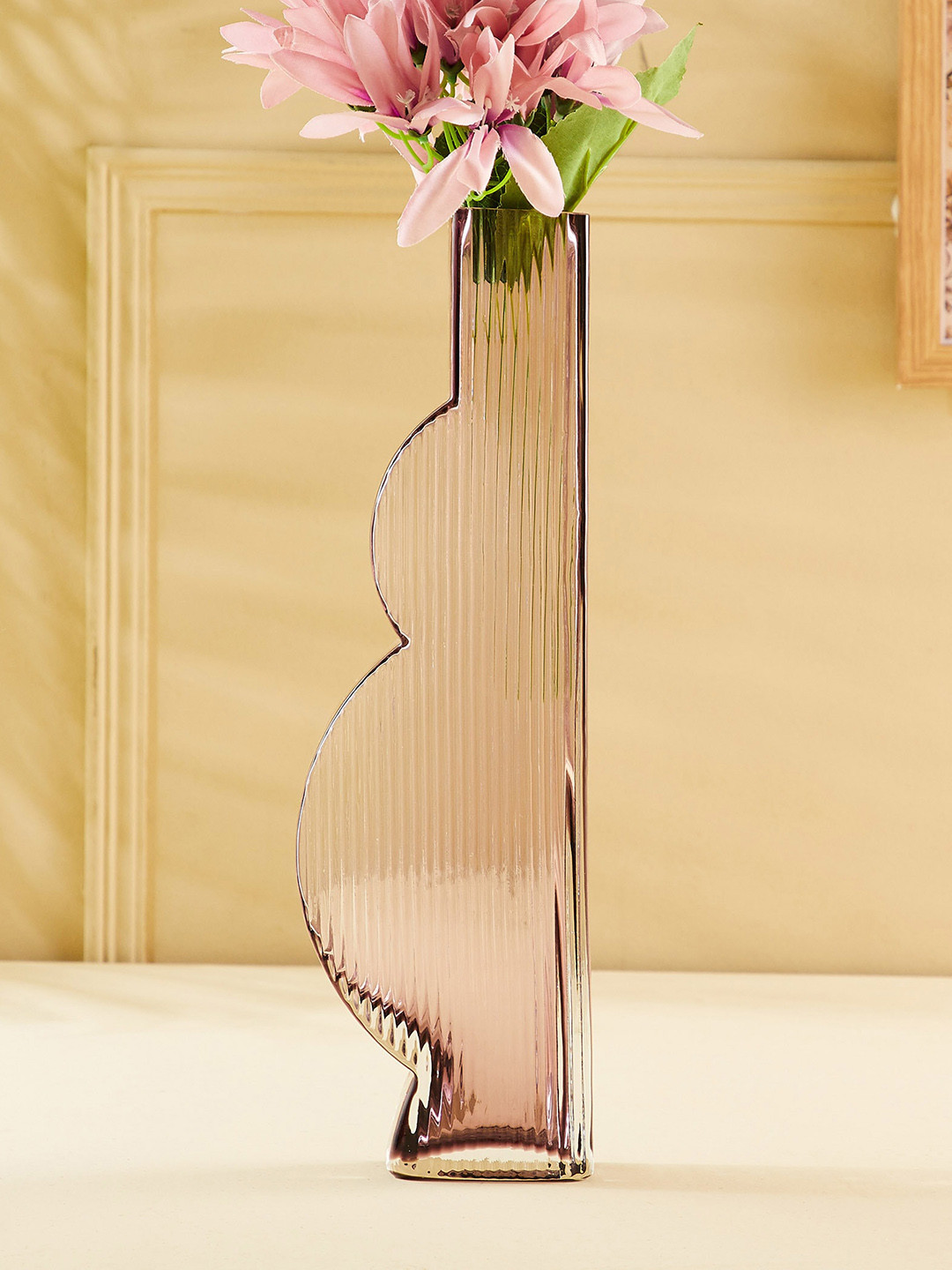 

Home Centre Brian Pink Glass Vase