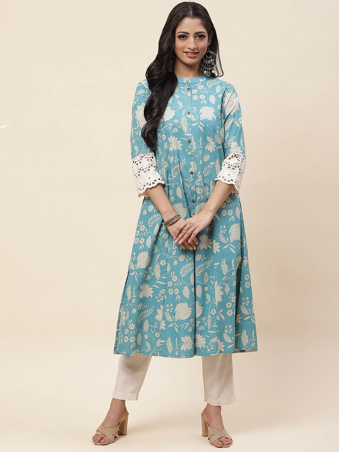 

Meena Bazaar Floral Printed Mandarin Collar Pure Cotton Kurta, Blue