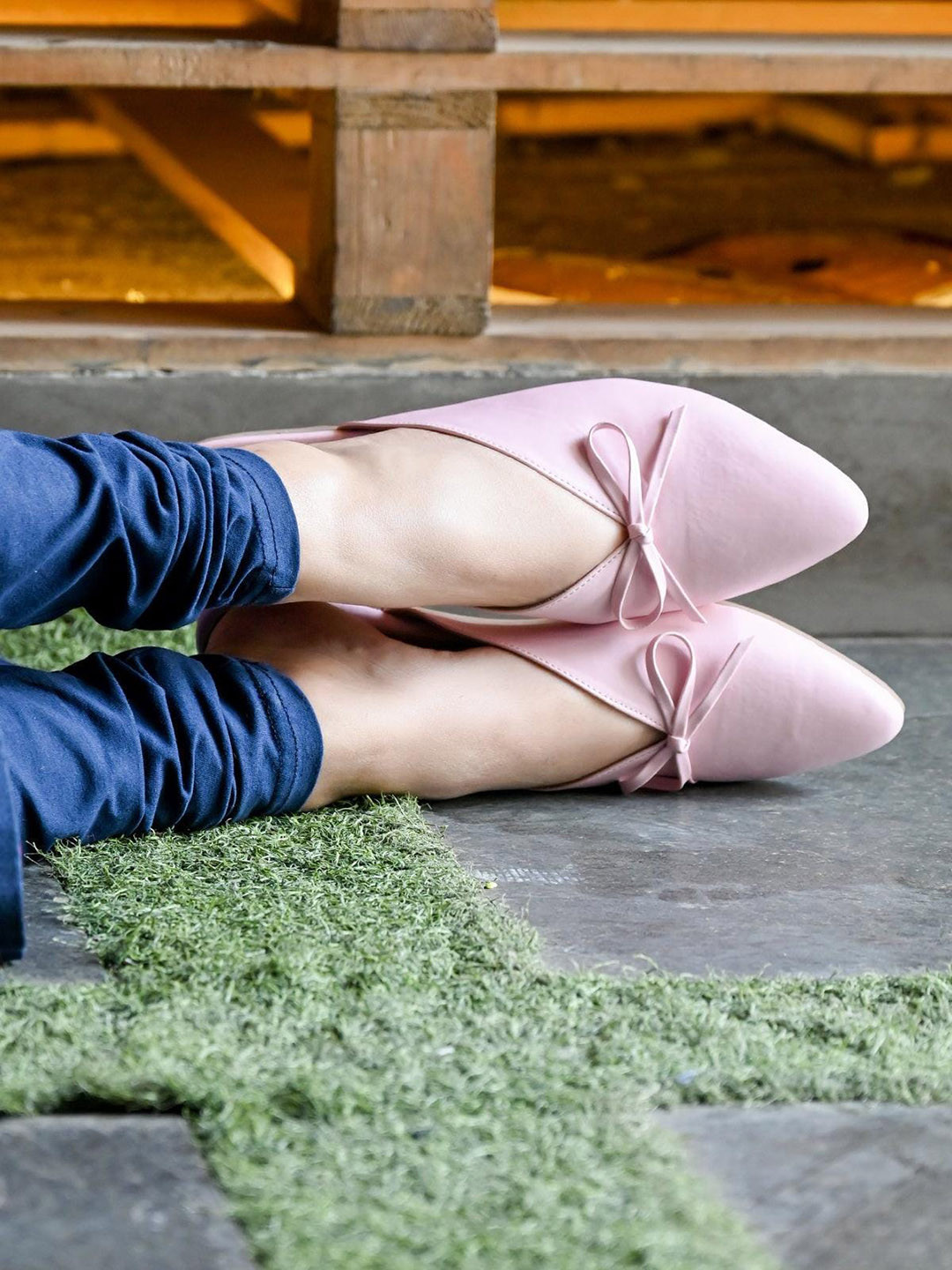 

ODETTE Closed Toe Pink Mules