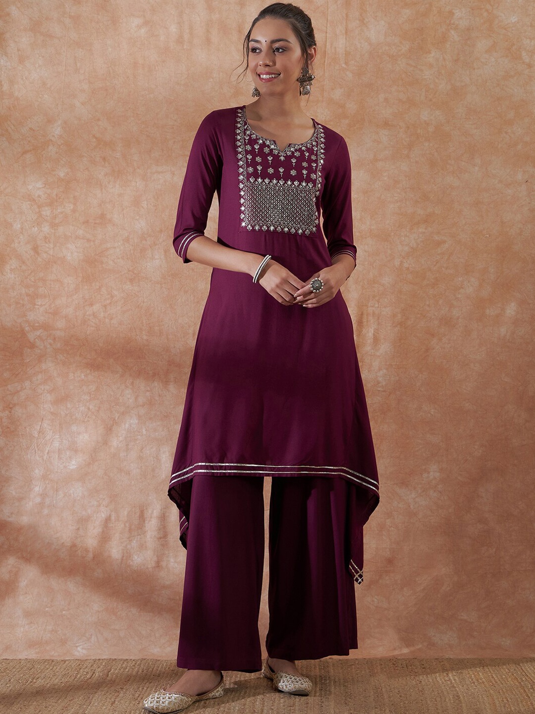

InWeave Burgundy Zari Work Yoke Detailed Asymmetric A-Line Kurta with Palazzos