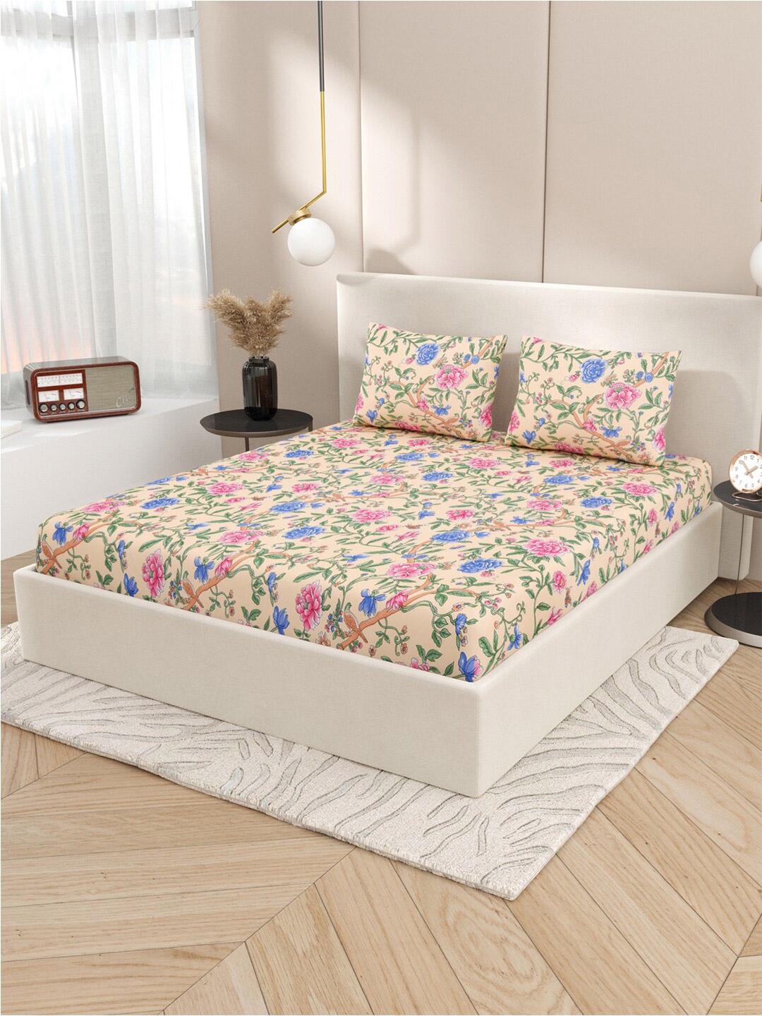 

Gulaab Jaipur Cream-Coloured Floral Cotton Fitted 300 TC King Bedsheet & 2 Pillow Covers