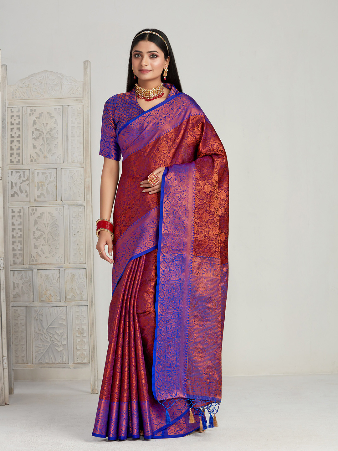 

MIMOSA Woven Design Zari Kanjeevaram Saree, Purple