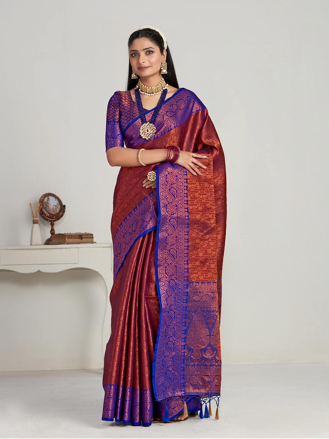 

MIMOSA Woven Design Zari Kanjeevaram Saree, Maroon