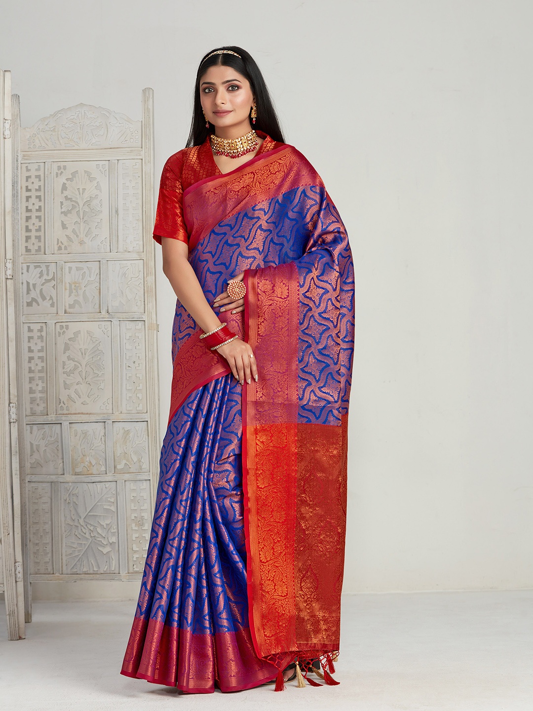 

MIMOSA Floral Zari Kanjeevaram Saree, Blue