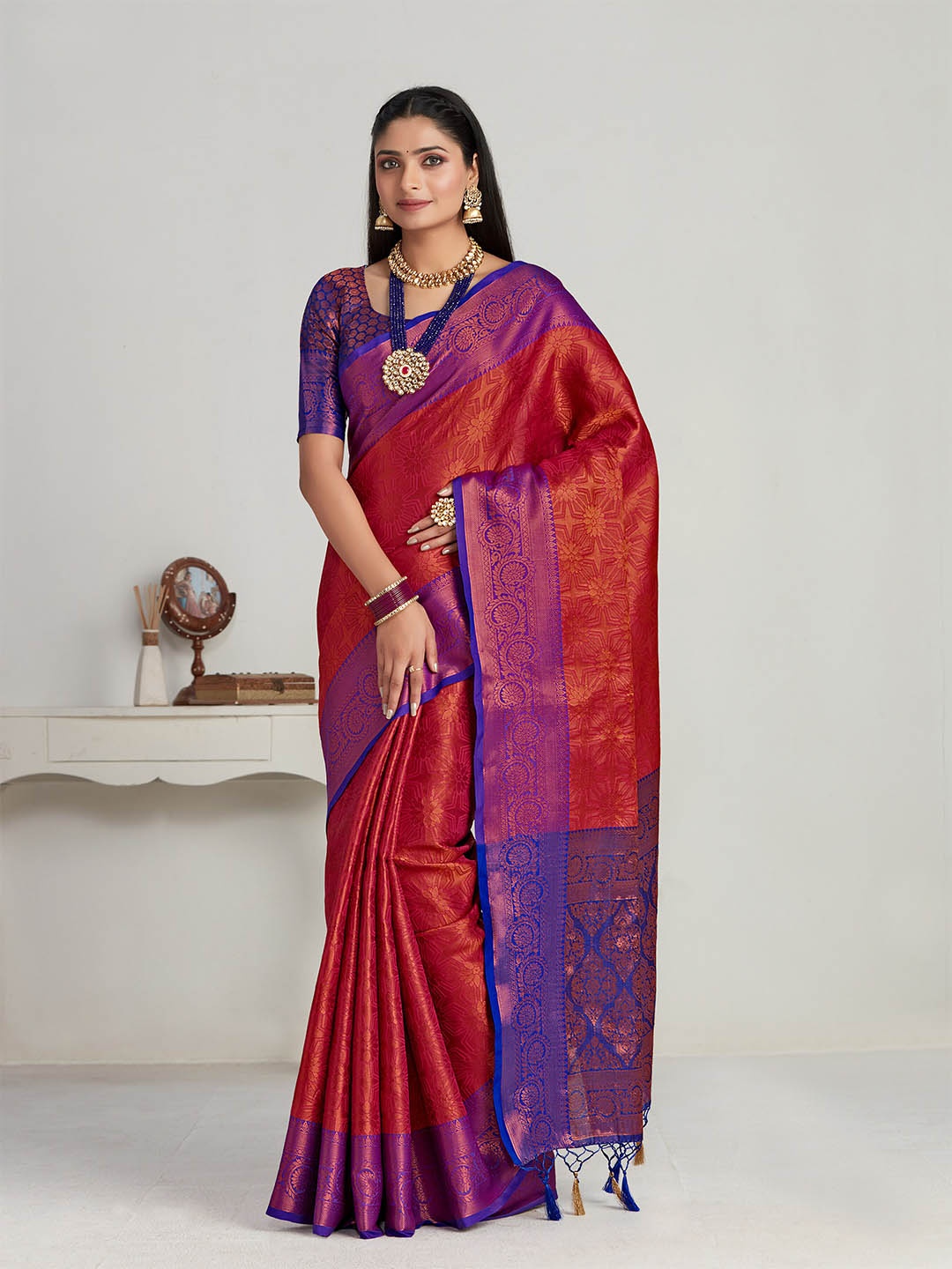 

MIMOSA Woven Design Zari Art Silk Kanjeevaram Saree, Pink