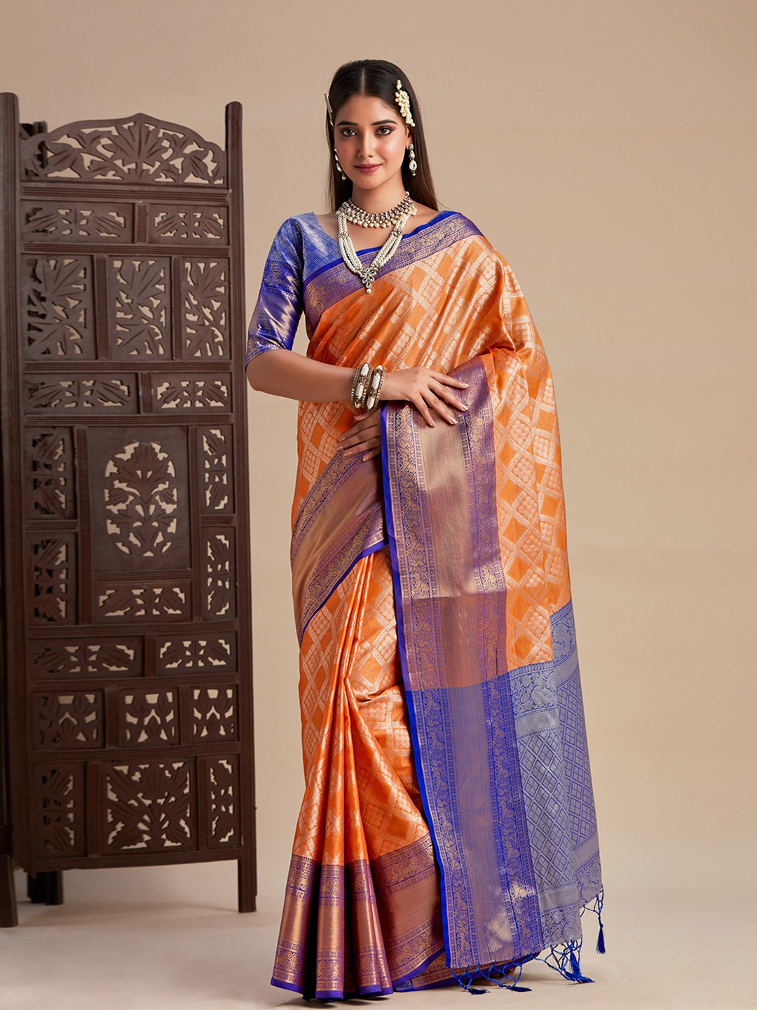 

MIMOSA Geometric Woven Design Zari Kanjeevaram Saree, Orange